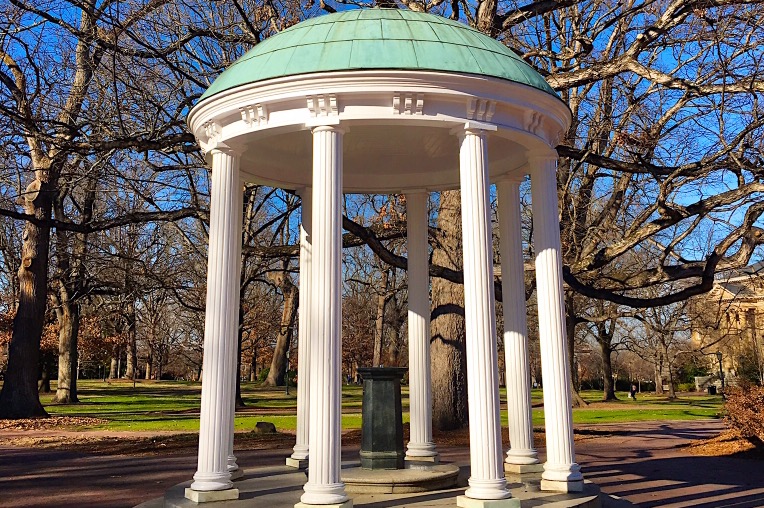 Old Well at UNC-Chapel Hill